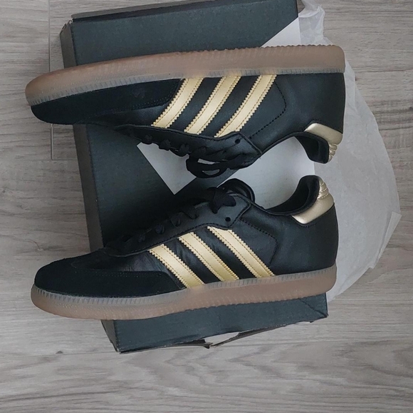 Adidas Samba Black and Gold Sneakers - Picture 8 of 8